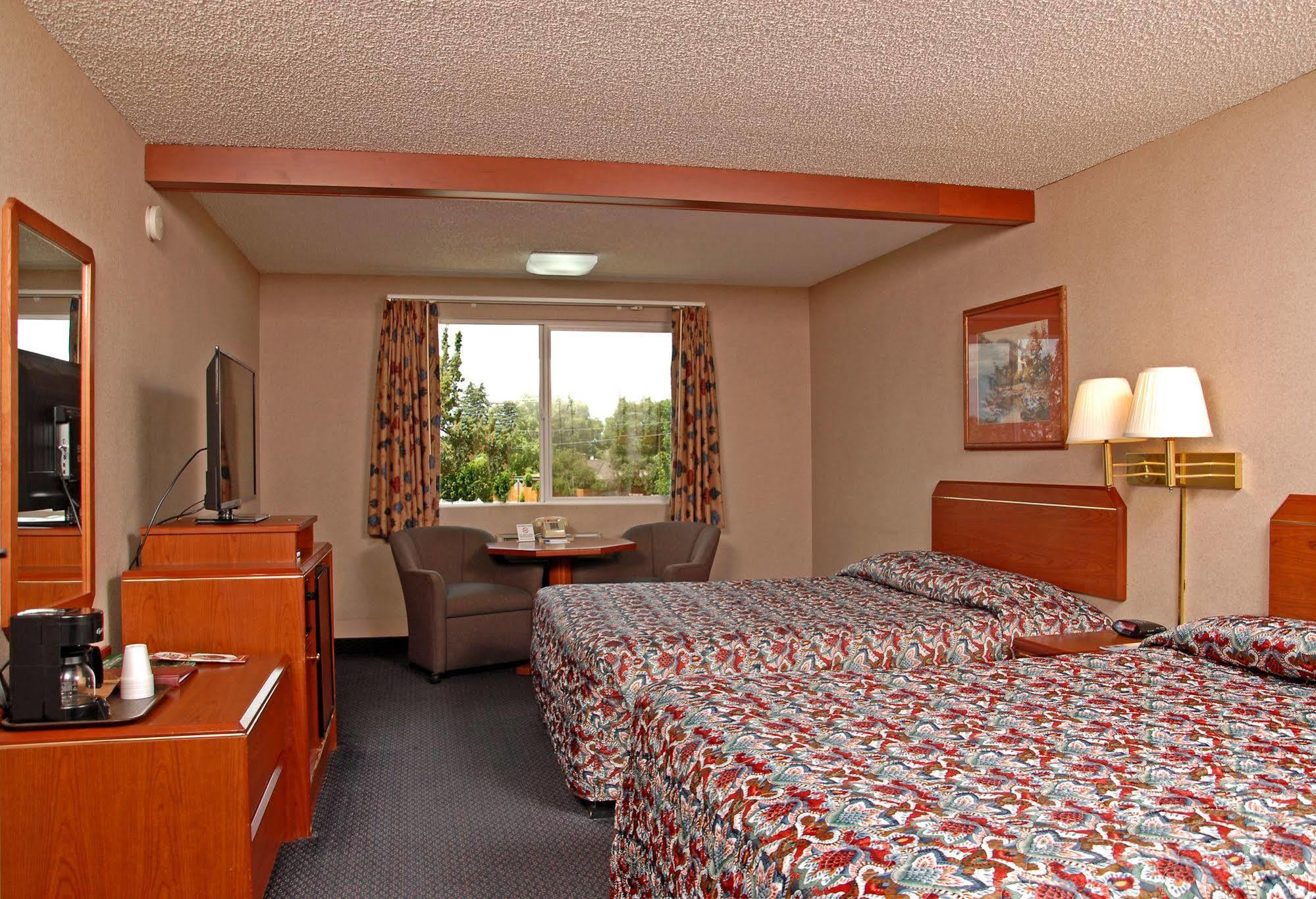 Redmond Inn Екстер'єр фото