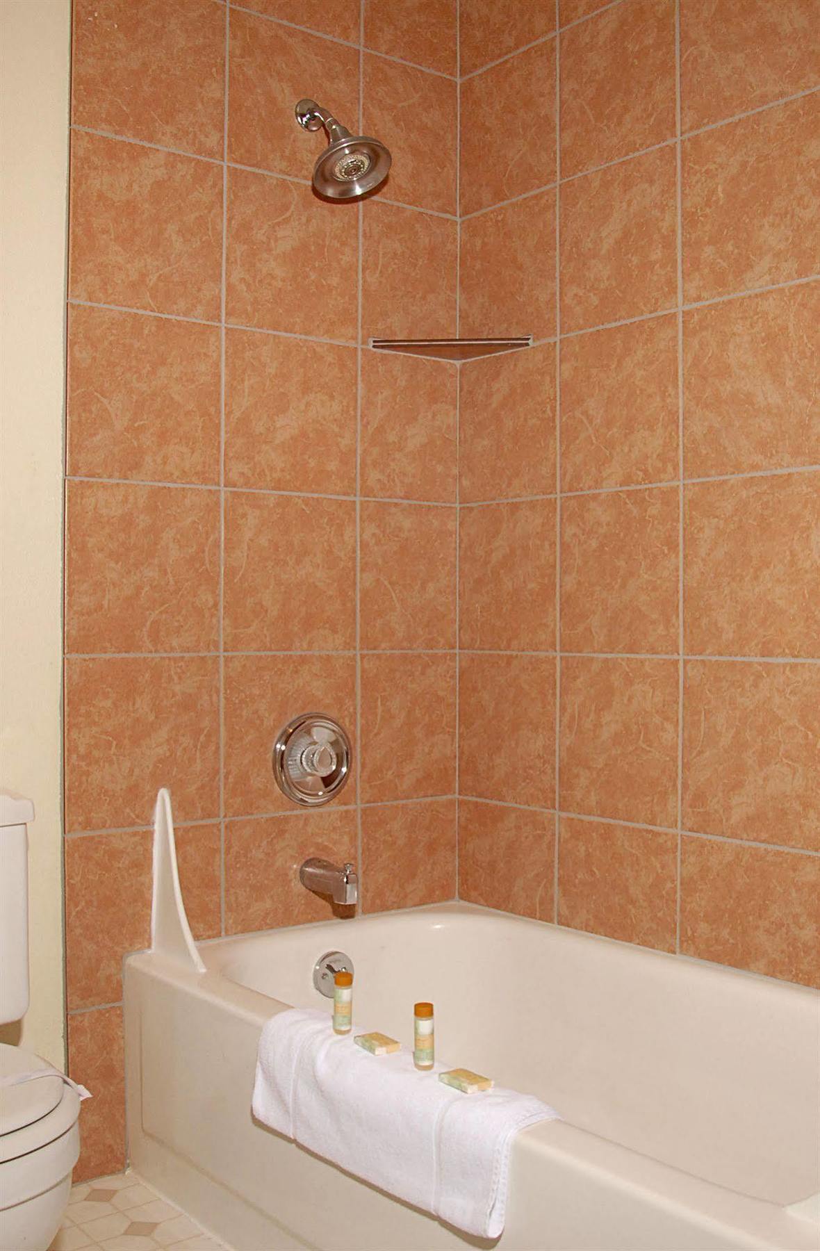 Redmond Inn Екстер'єр фото