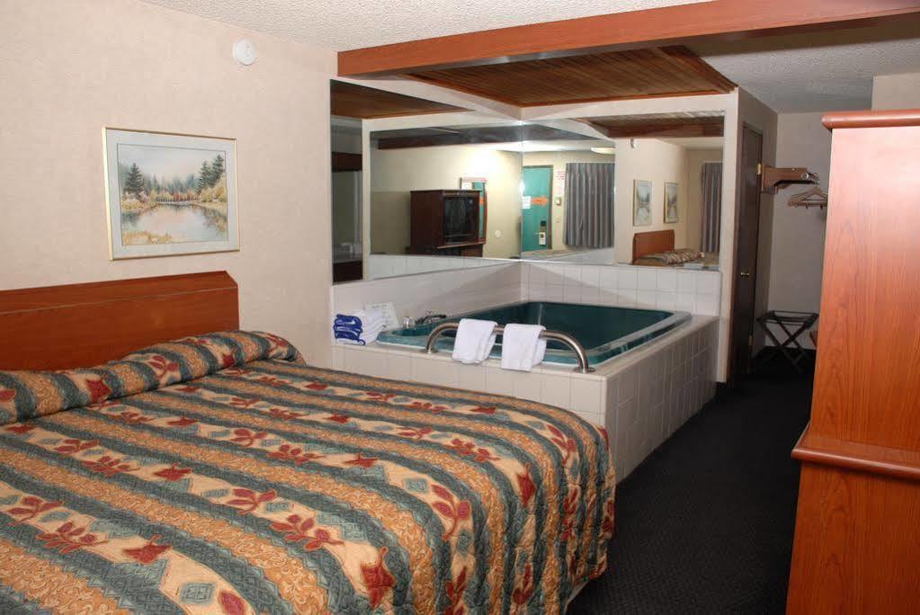 Redmond Inn Екстер'єр фото