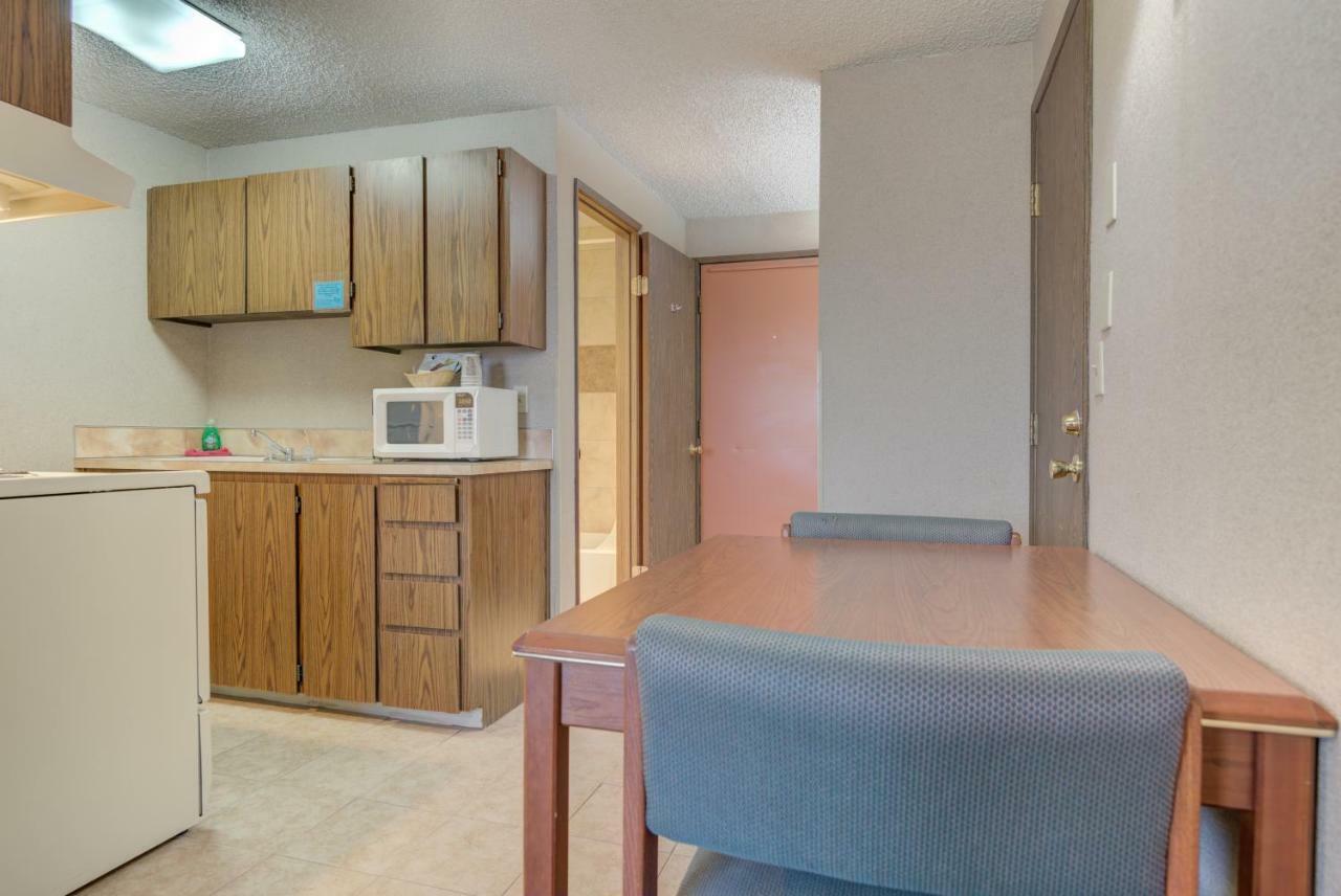 Redmond Inn Екстер'єр фото
